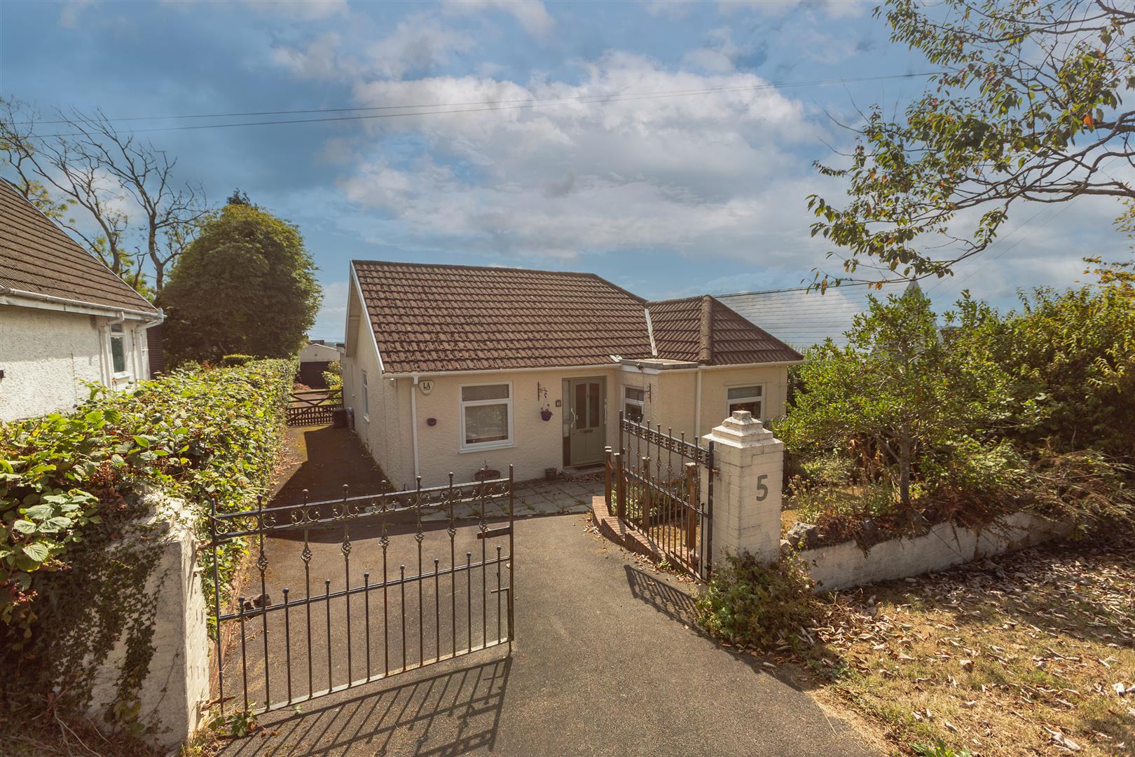 Bayswater Road, Sketty, Swansea, SA2 9HA